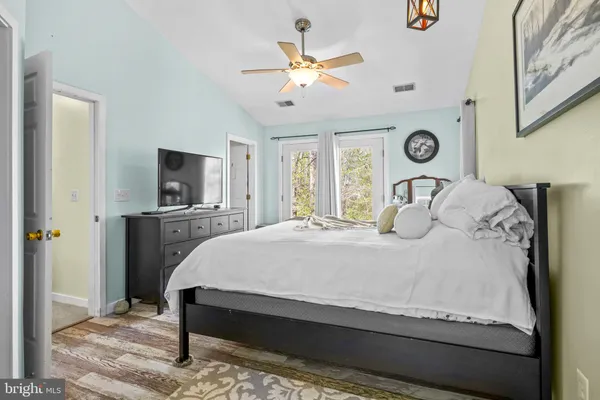 $799,900 | 90 Park Avenue, Edgewater, MD 21037