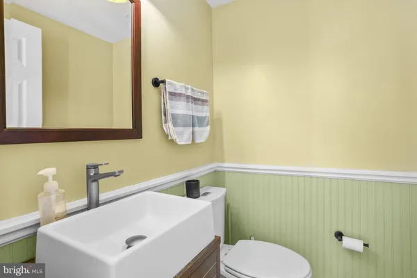 $799,900 | 90 Park Avenue, Edgewater, MD 21037