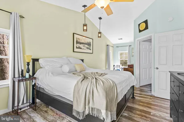 $799,900 | 90 Park Avenue, Edgewater, MD 21037