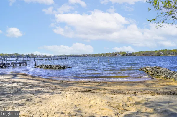 $799,900 | 90 Park Avenue, Edgewater, MD 21037