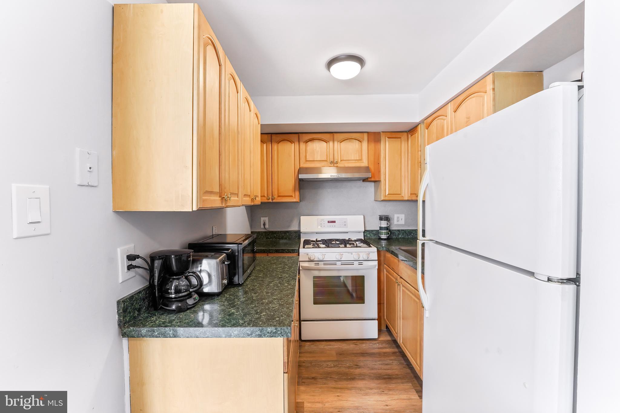 2405 Manor Road Havertown, PA 19083 - Photo 15 of 30