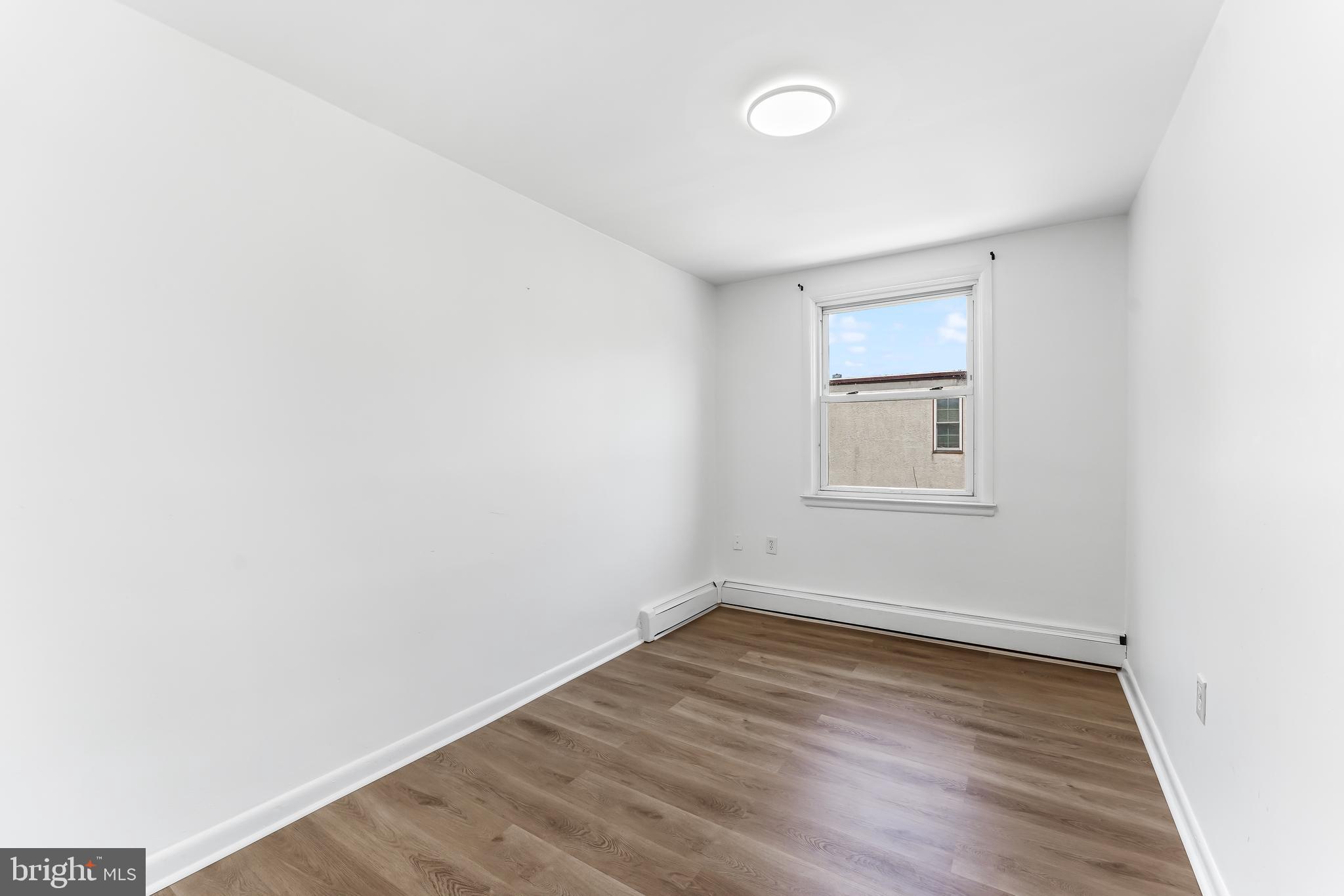 2405 Manor Road Havertown, PA 19083 - Photo 19 of 30