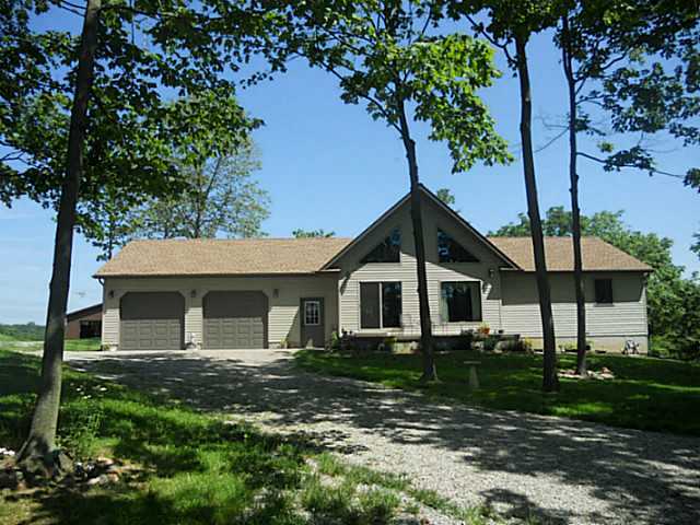 10525 Dutch Hill Road Dresden, OH 43821 - Photo 2 of 45