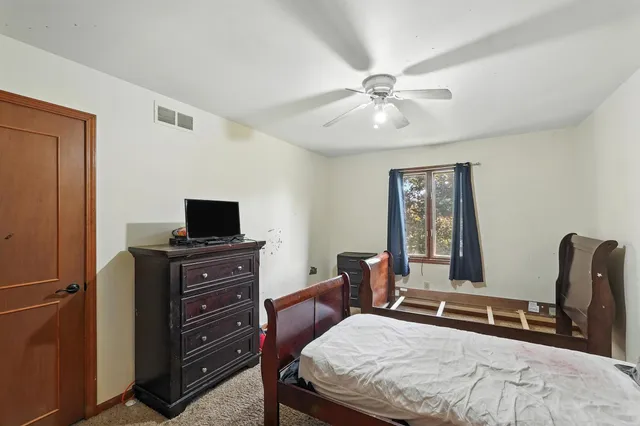 $310,000 | 4205 Glen Oaks Drive, Crown Point, IN 46307