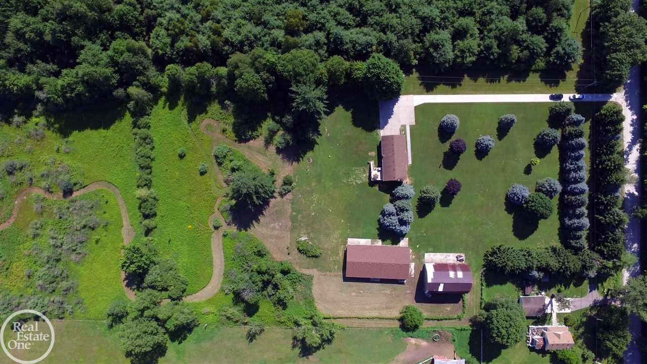 7640 Trumble Road Columbus, MI 48063 - Photo 51 of 59 31298268-53.JPG