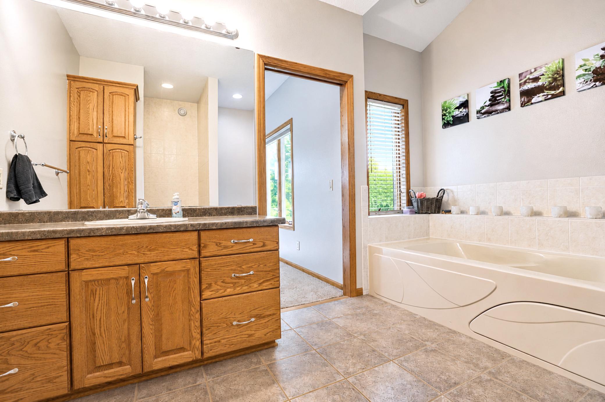 1901 16th Street Southwest Austin, MN 55912 - Photo 18 of 61