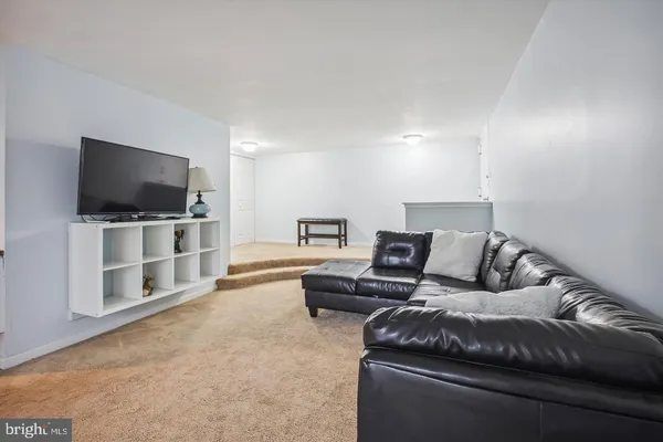 $2,725 | 21 Silverwood Circle, Unit 4, Annapolis, MD 21403