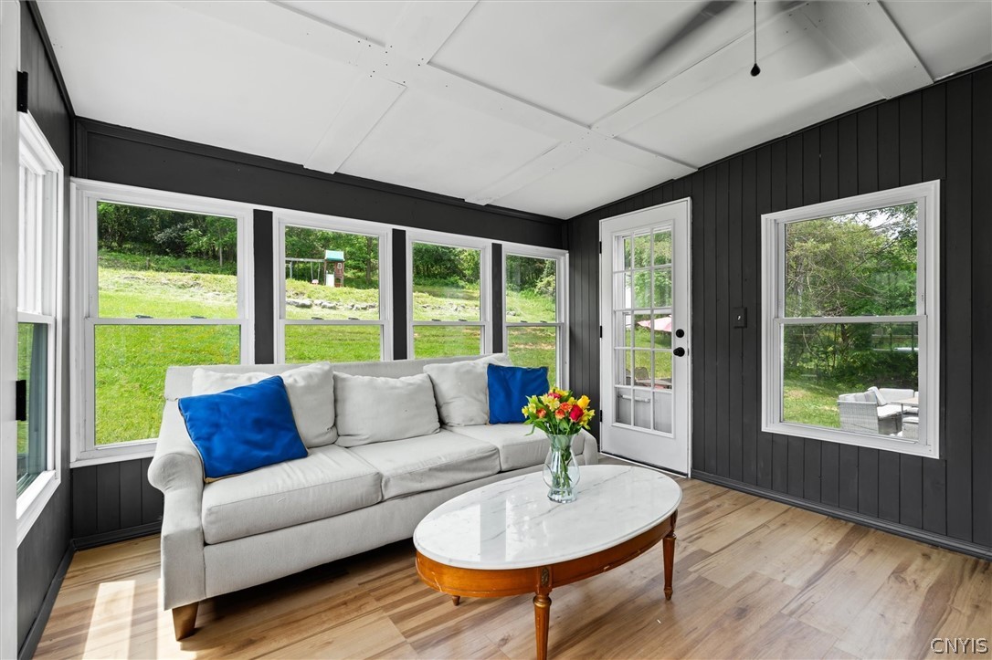 4615 Broad Road Onondaga, NY 13215 - Photo 18 of 47 Perfect space for relaxing with family and friends