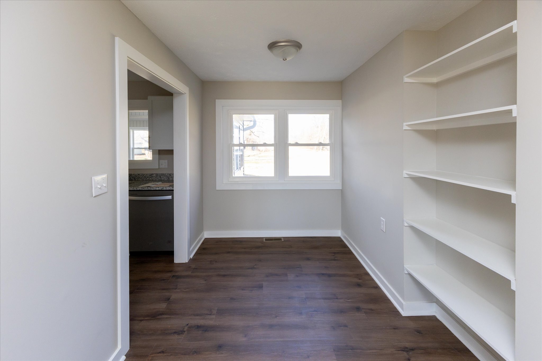 5556 Powell Road Indianapolis, IN 46221 - Photo 13 of 21 Gallery Image 13