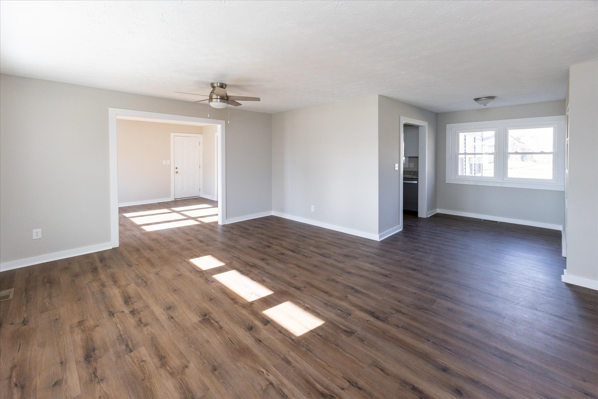 5556 Powell Road Indianapolis, IN 46221 - Photo 3 of 21 Gallery Image 3