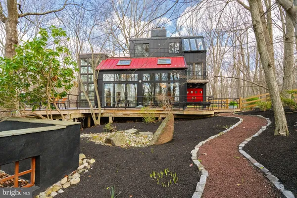 $1,695,000 | 2905 Ash Mill Road, Doylestown, PA 18902