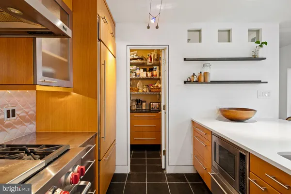 $1,695,000 | 2905 Ash Mill Road, Doylestown, PA 18902