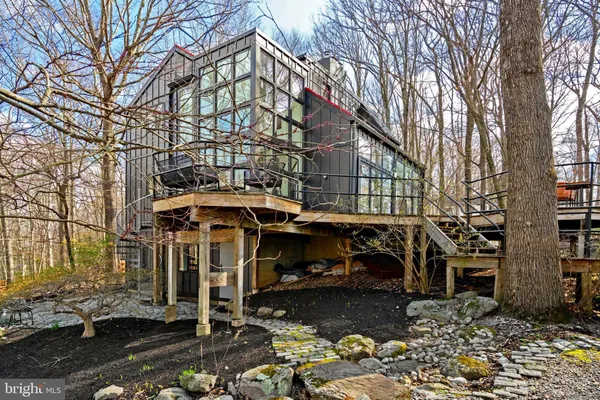 $1,695,000 | 2905 Ash Mill Road, Doylestown, PA 18902