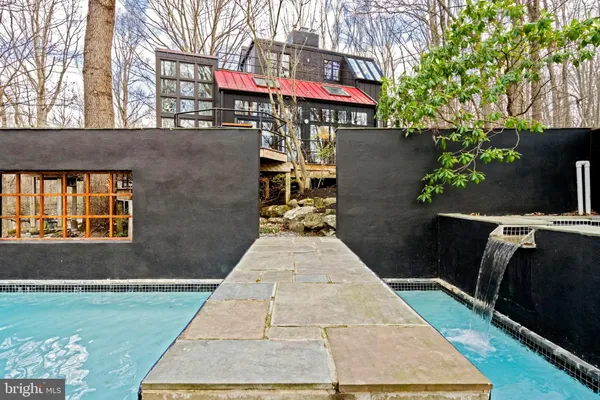 $1,695,000 | 2905 Ash Mill Road, Doylestown, PA 18902