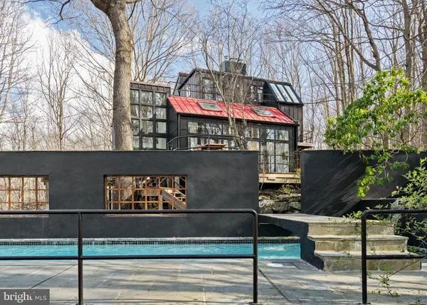 $1,695,000 | 2905 Ash Mill Road, Doylestown, PA 18902