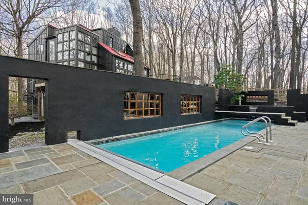 $1,695,000 | 2905 Ash Mill Road, Doylestown, PA 18902