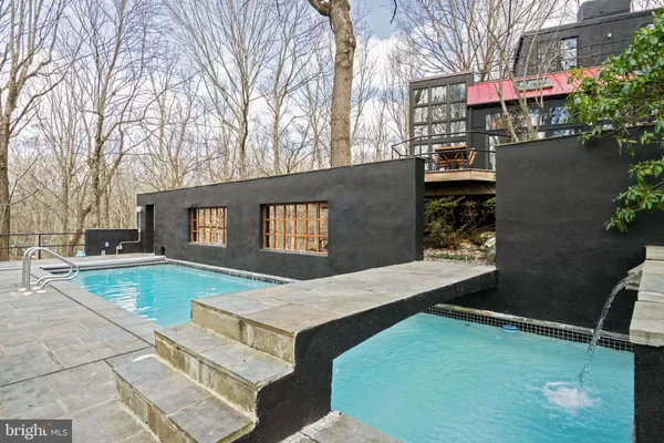 $1,695,000 | 2905 Ash Mill Road, Doylestown, PA 18902