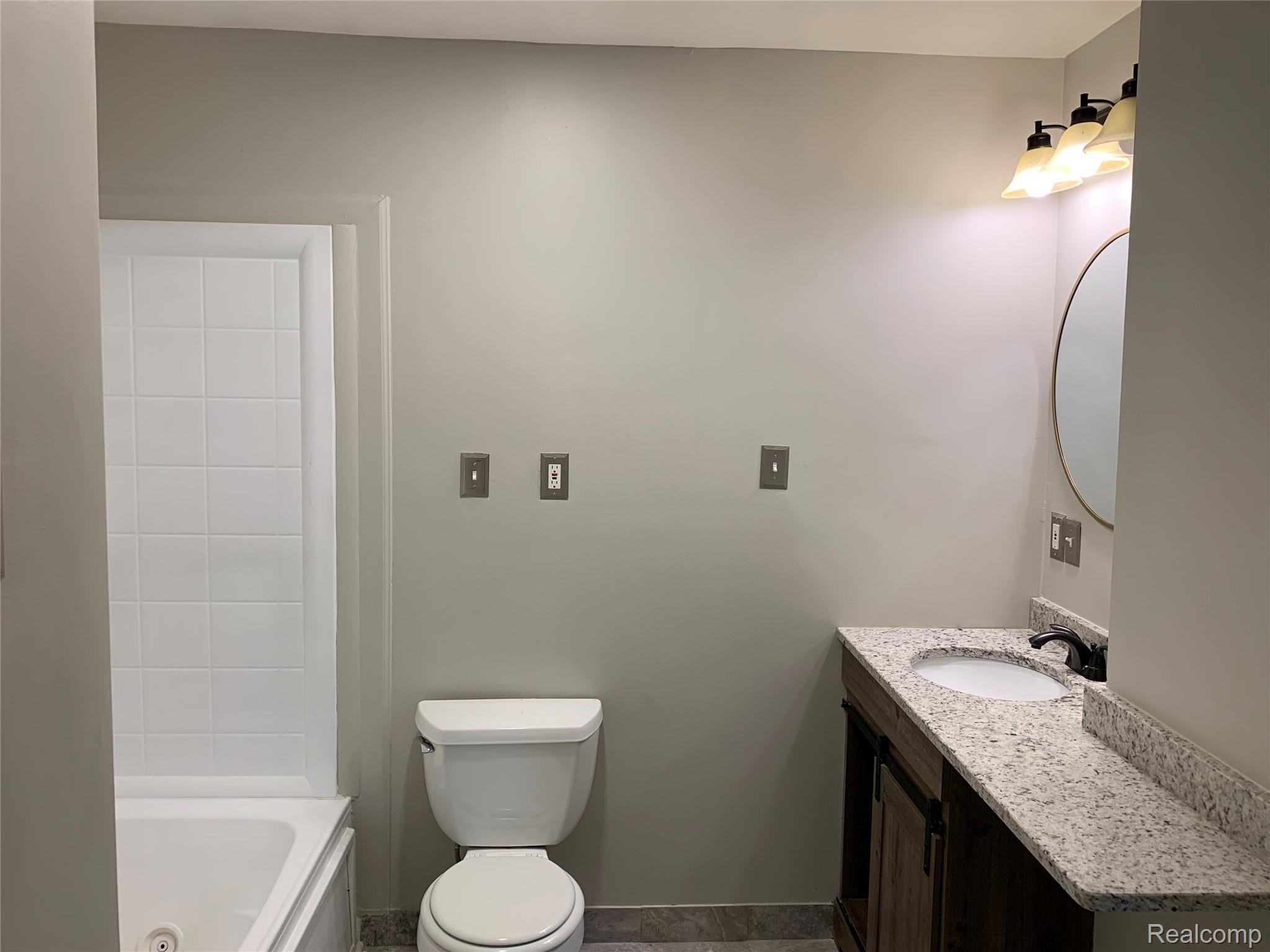 234 Hart Street Romeo, MI 48065 - Photo 19 of 43 IMG_0647.JPG