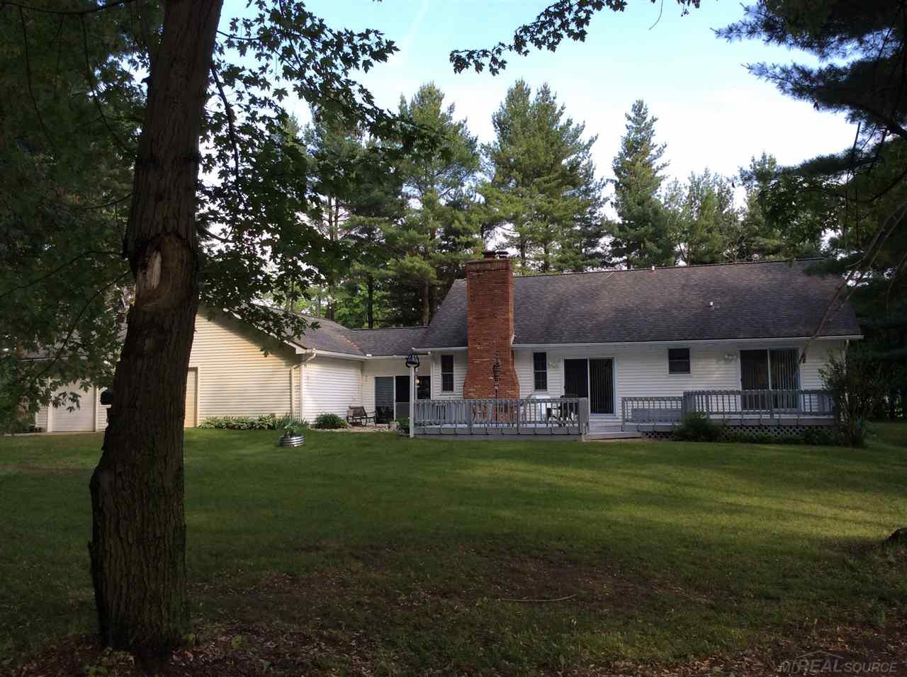 18775 Armada Ridge Road Armada, MI 48005 - Photo 19 of 40