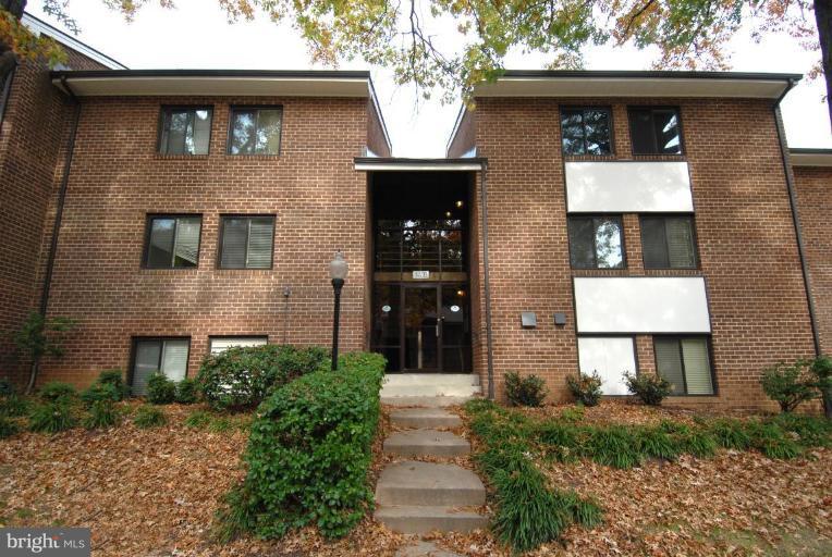 1402 Northgate Square, Unit 2/12B Reston, VA 20190 - Photo 1 of 18 Exterior (Main)