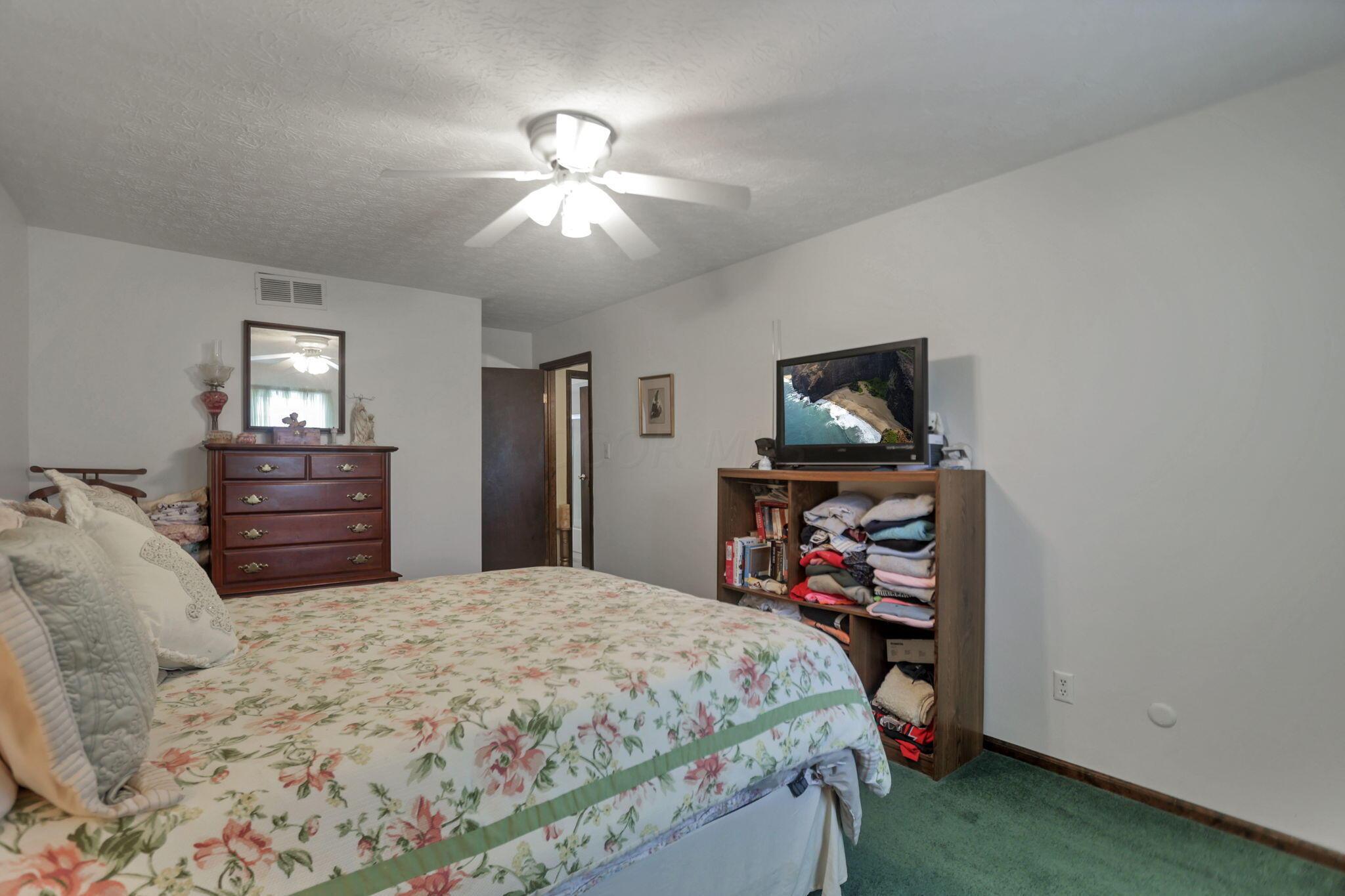 7591 Harris London Road Orient, OH 43146 - Photo 35 of 82 35-web-or-mls-BS5A5911
