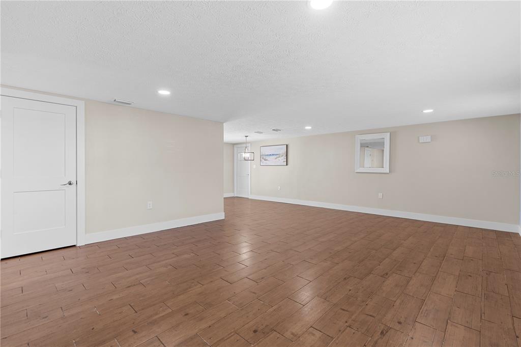 105 East North Branch Road Ruskin, FL 33570 - Photo 19 of 41