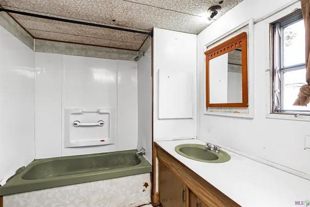 $850 | 932 North Jefferson Avenue, Port Allen, LA 70767