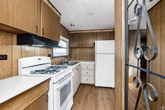 $850 | 932 North Jefferson Avenue, Port Allen, LA 70767