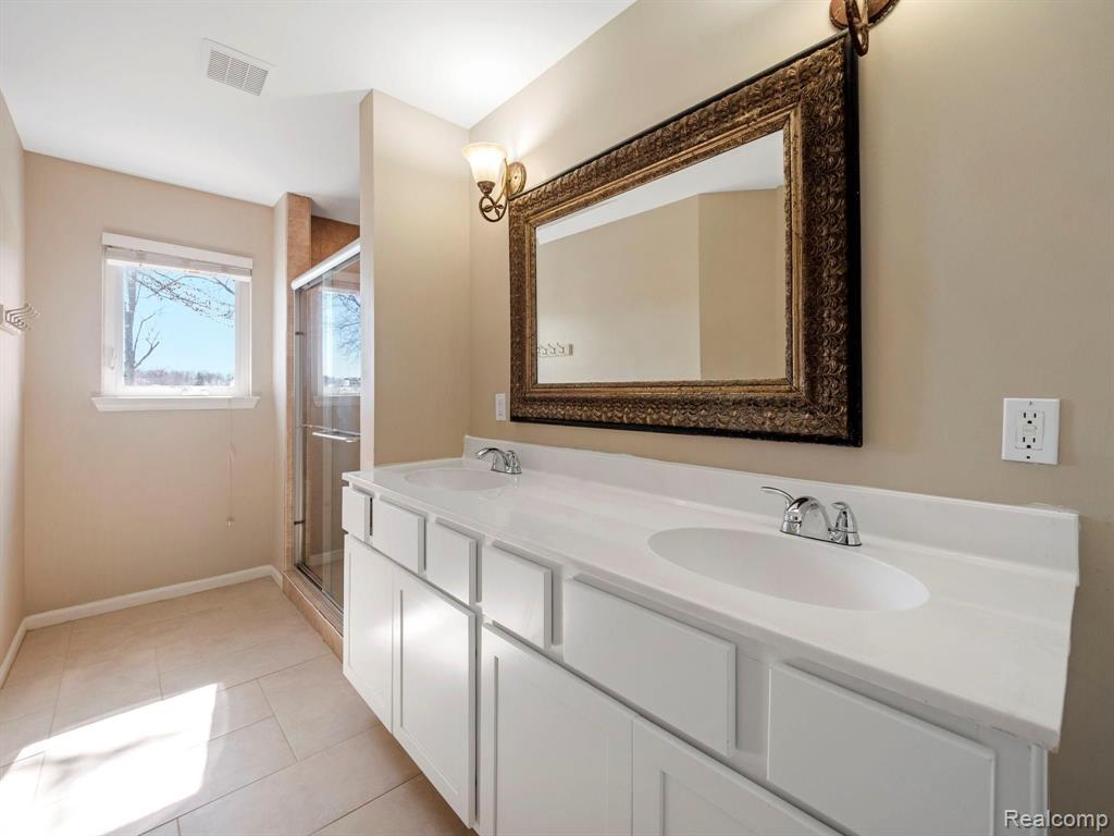 1821 Union Lake Road Commerce Township, MI 48382 - Photo 18 of 25