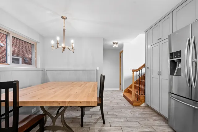 $379,900 | 249 Vine Avenue, Unit B, Park Ridge, IL 60068