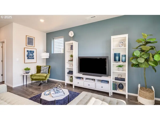 $446,995 | 2927 U Street, Springfield, OR 97477