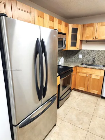 $2,000 | 22615 Southwest 66th Avenue, Unit 312, Boca Raton, FL 33428