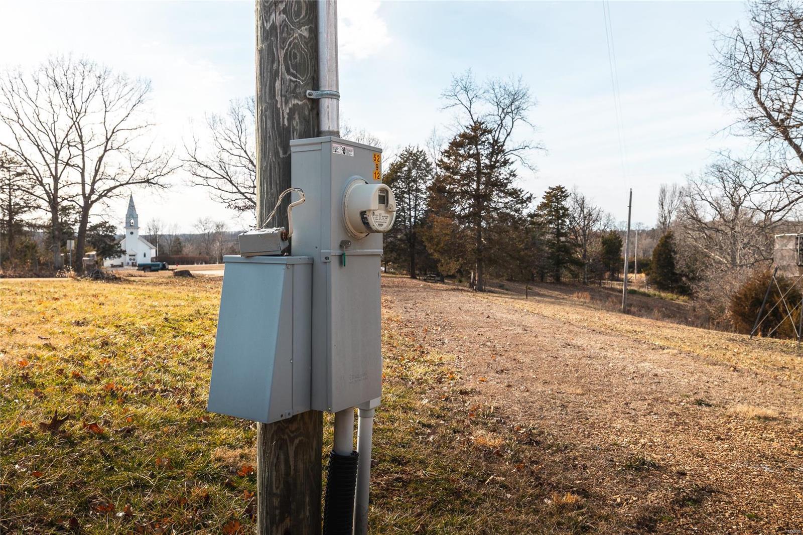 39 County Road 212 Linn, MO 65051 - Photo 4 of 29