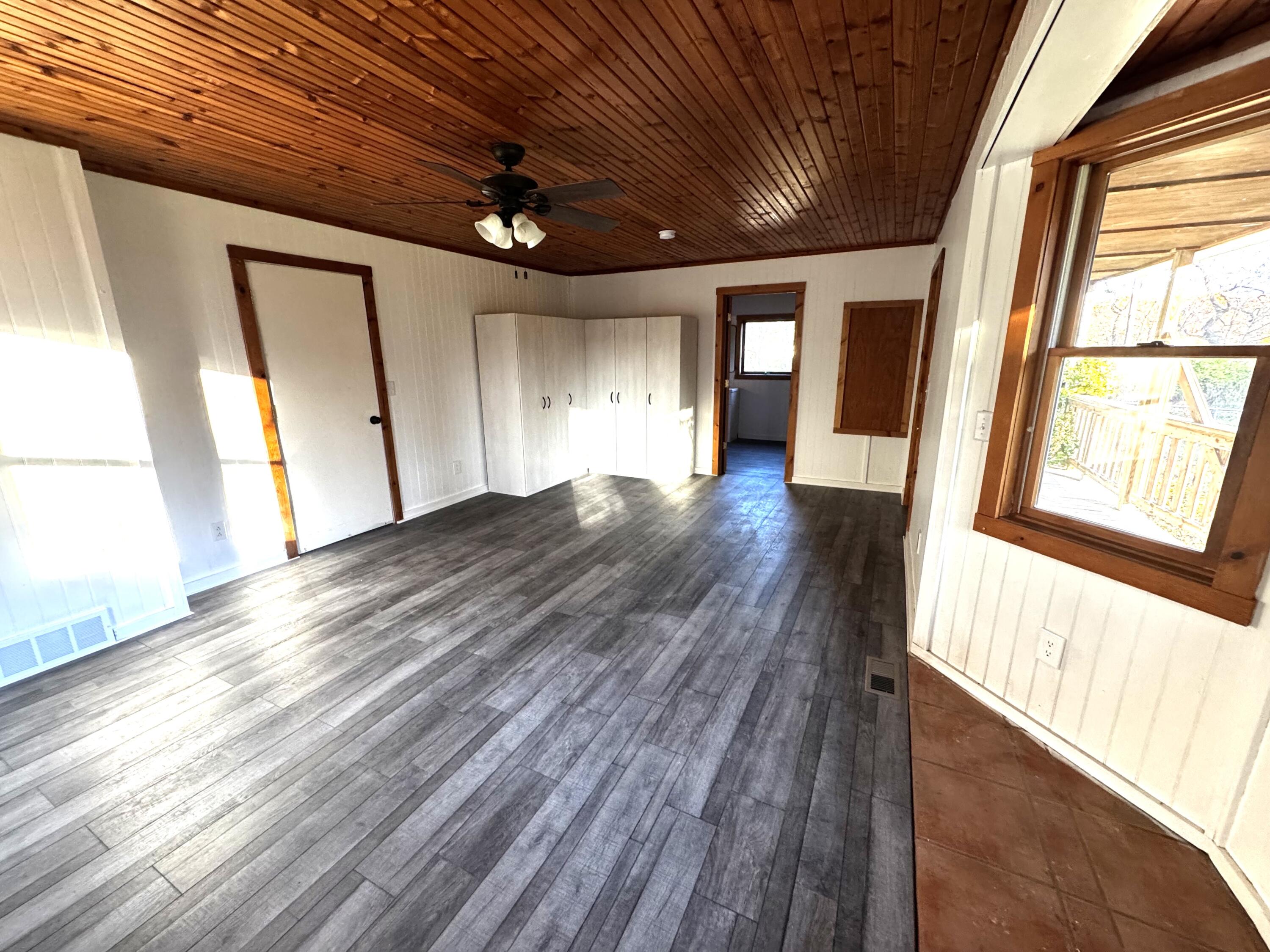 3336 Chabot Road Benton Harbor, MI 49022 - Photo 16 of 27 Master Bedroom