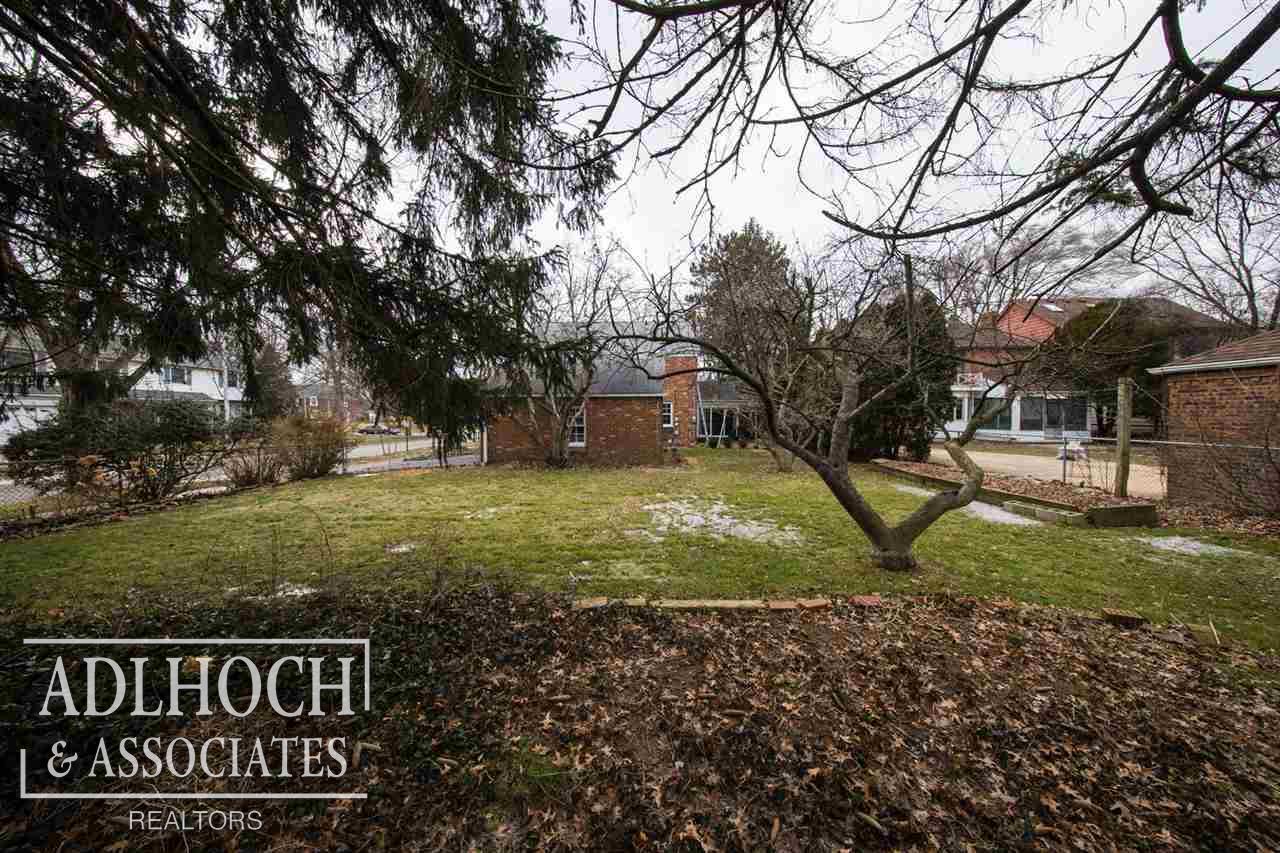 1306 Audubon Road Grosse Pointe, MI 48230 - Photo 42 of 43 31370601-41.JPG