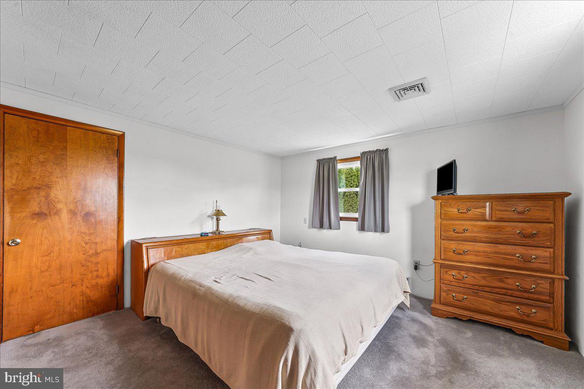 1009 Georgetown Road Paradise, PA 17562 - Photo 21 of 34 Gallery Image 21