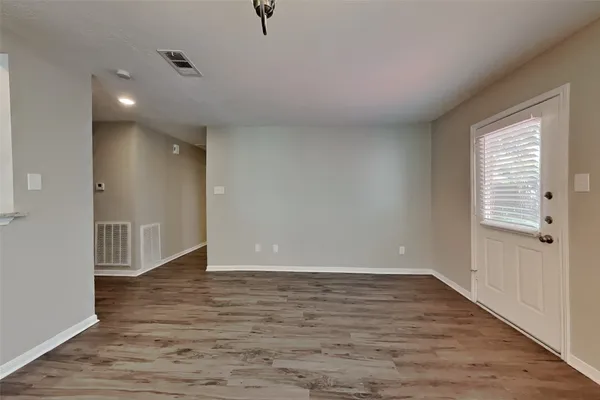 $2,250 | 1518 Park Briar Drive, Katy, TX 77450