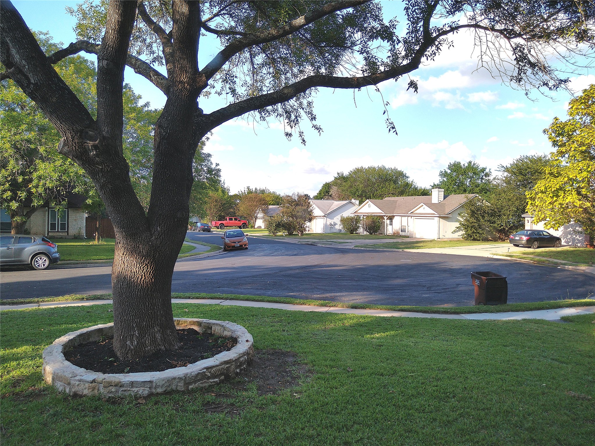 1813 Laurel Path Round Rock, TX 78664 - Photo 4 of 35 A quiet cul-de-sac with mature trees offers peaceful suburban living.