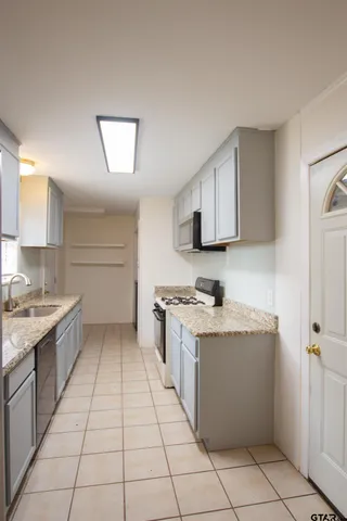 $250,000 | 7618 Brookhollow Drive, Tyler, TX 75707