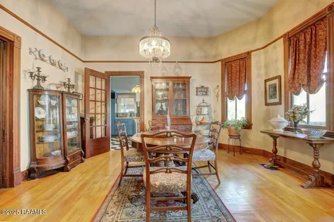 $345,000 | 122 Lee Street, New Iberia, LA 70560
