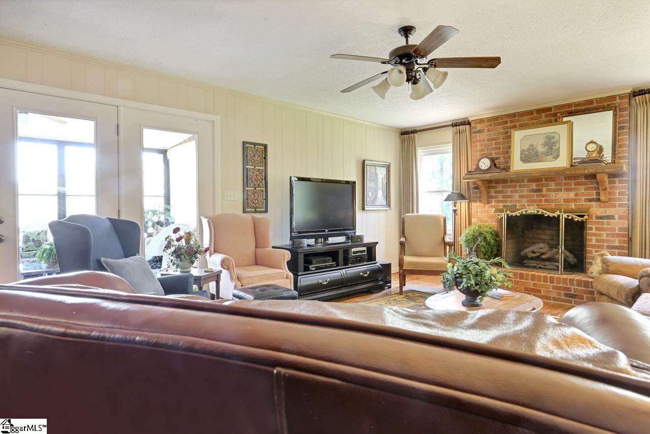204 Traywick Drive Anderson, SC 29621 - Photo 9 of 36 Gallery Image 9