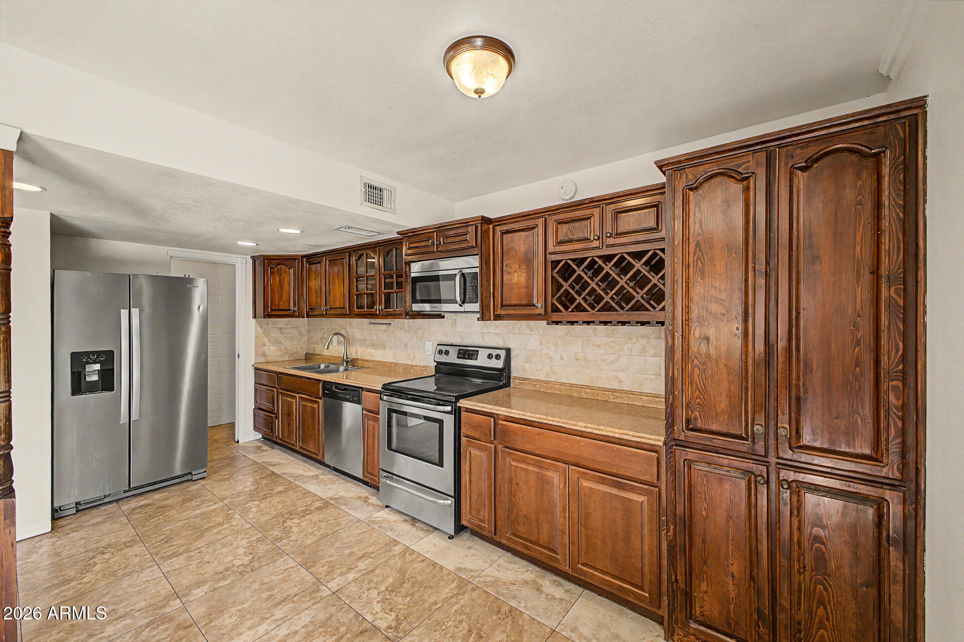 948 South Alma School Road, Unit 102 Mesa, AZ 85210 - Photo 3 of 30