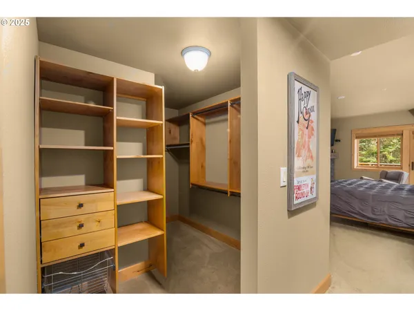 $919,000 | 31252 East Collins Lake Road, Government Camp, OR 97028