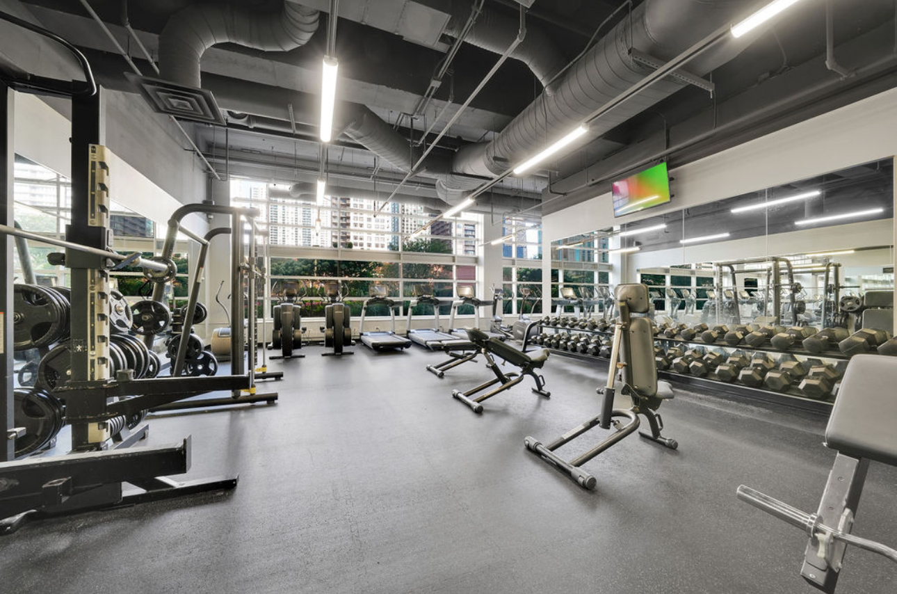 545 North Dearborn Street, Unit 2510 Chicago, IL 60654 - Photo 35 of 37 a view of a room with gym equipment