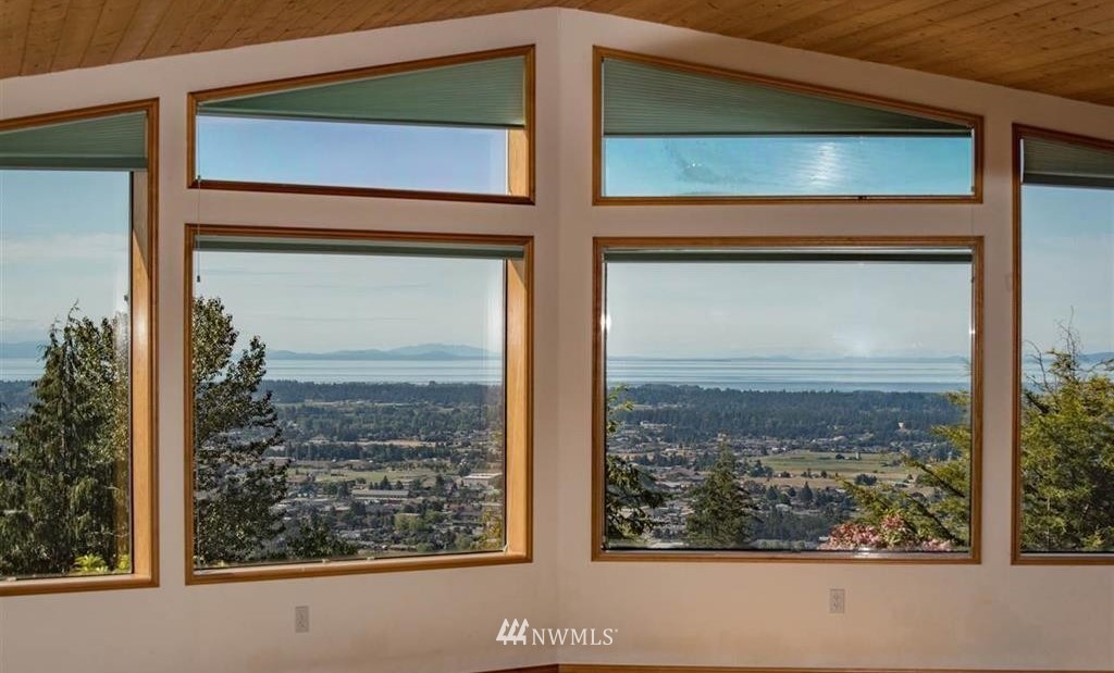 585 Owls Nest Road Sequim, WA 98382 - Photo 1 of 25 Gallery Image 1