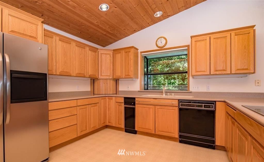 585 Owls Nest Road Sequim, WA 98382 - Photo 9 of 25 Gallery Image 9