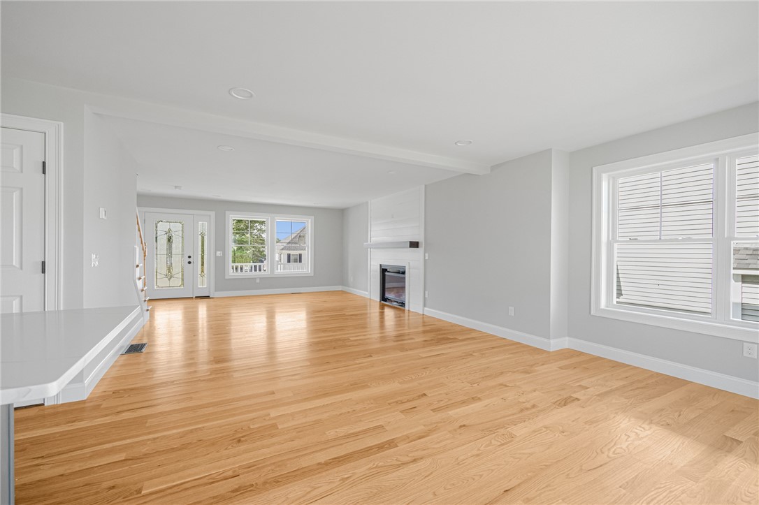 188 St Louis Avenue Woonsocket, RI 02895 - Photo 6 of 30