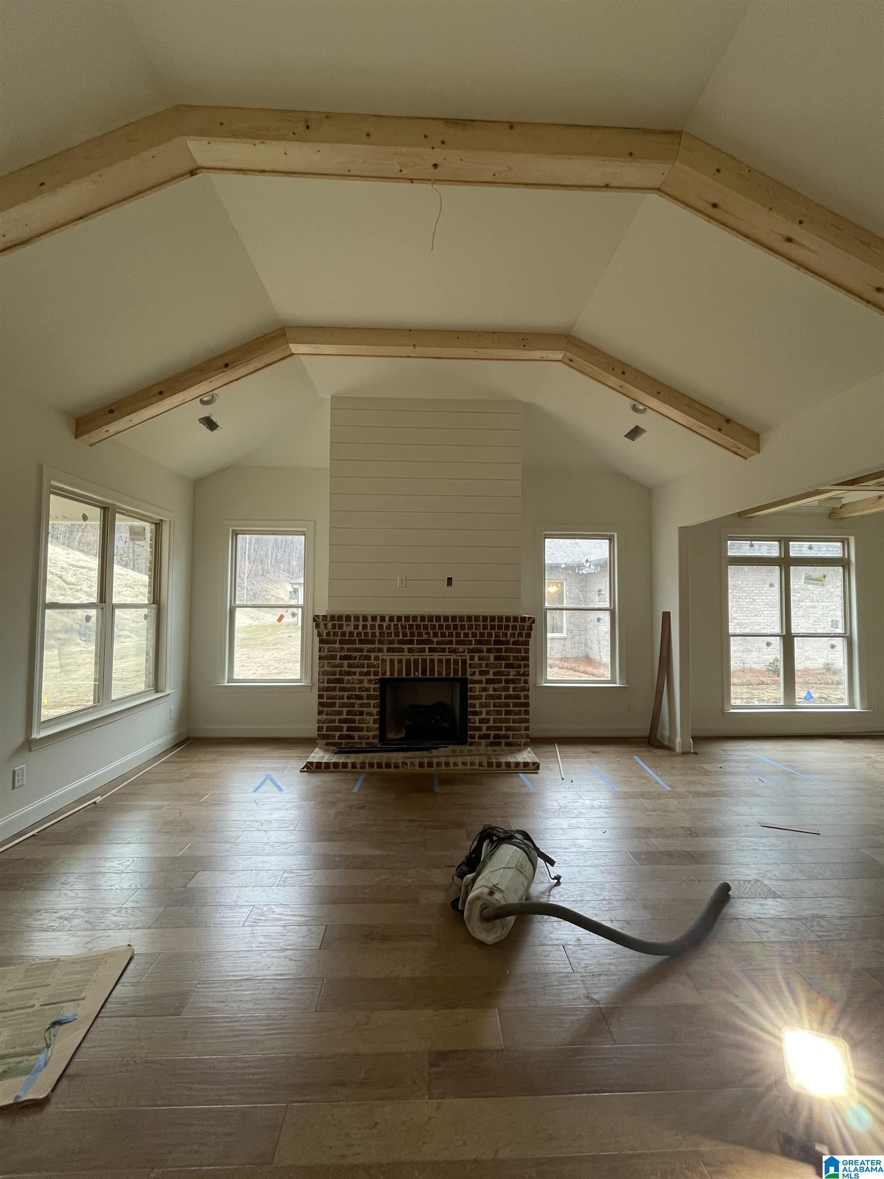 305 Kinross Circle Pelham, AL 35124 - Photo 4 of 14
