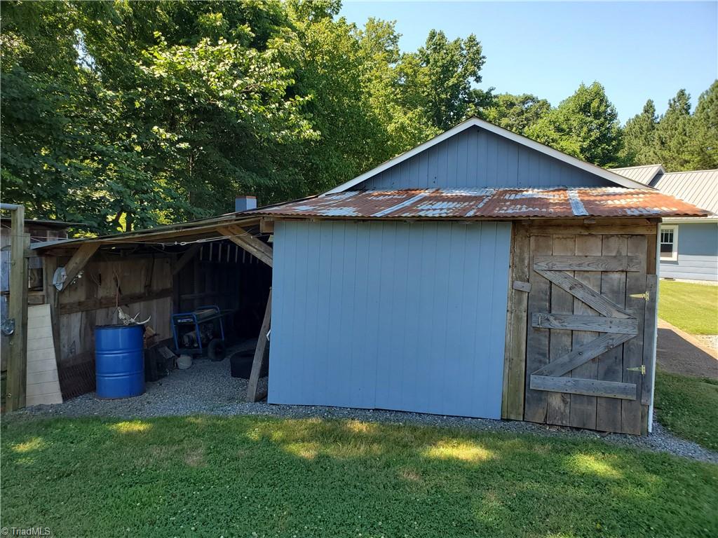 425 Locust Ridge Road State Road, NC 28676 - Photo 14 of 43