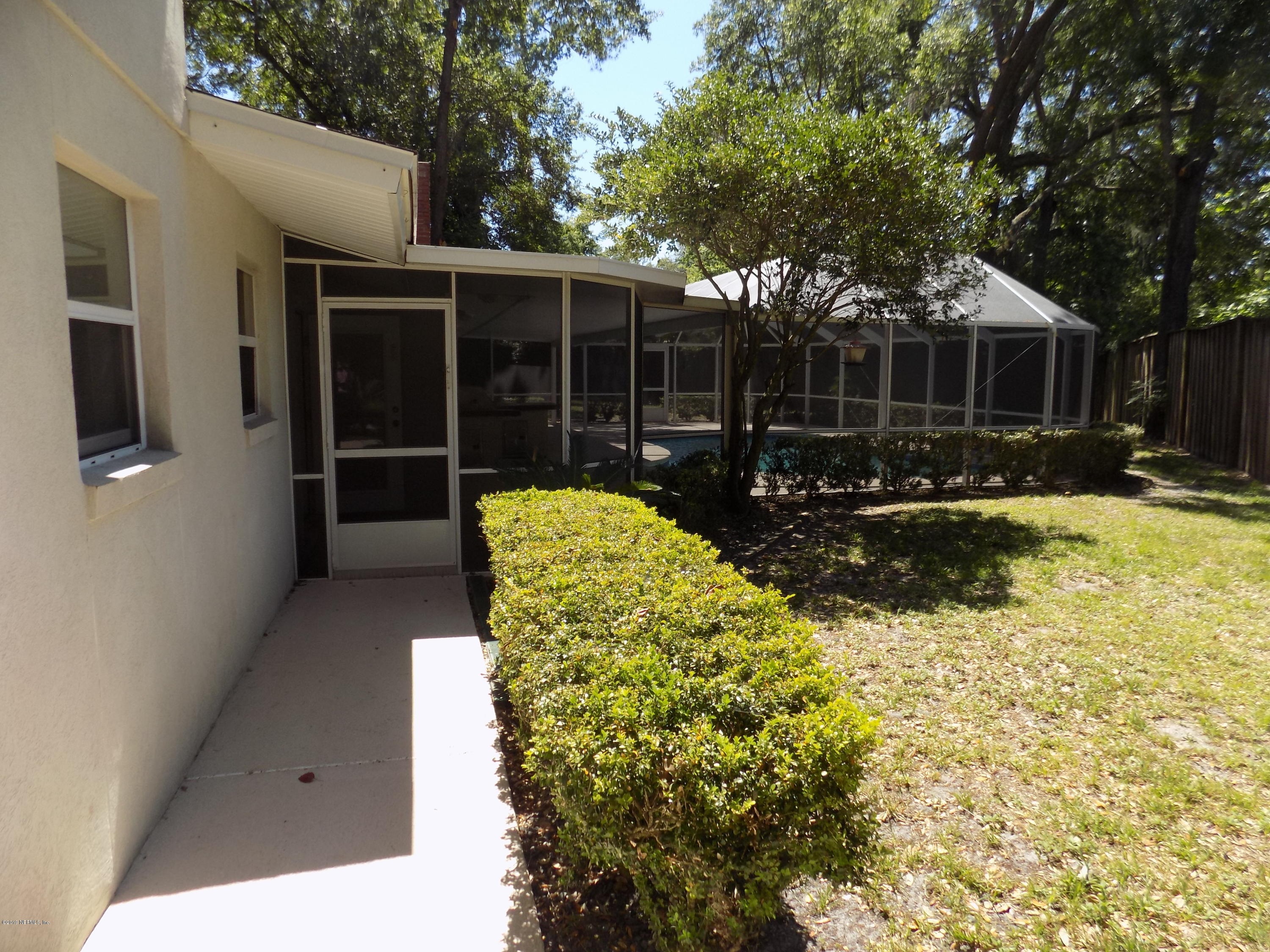 6842 Estrada Road Jacksonville, FL 32217 - Photo 5 of 38 DSCN1744